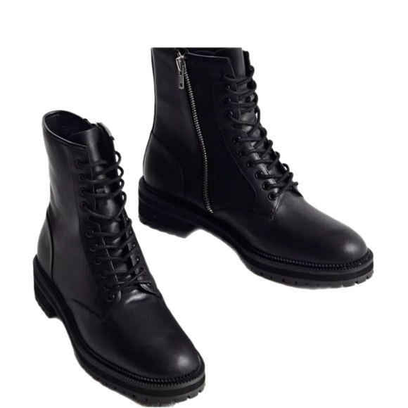 URBAN OUTFITTERS UTILITY BOOTS MENS SIZE 8